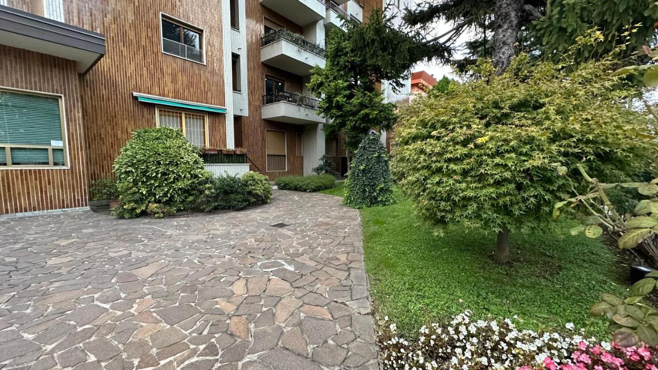 מילאנו Dehomes - Two Bedrooms, Terrace, Wi-Fi, Tram To Centre & Rho Fiera מראה חיצוני תמונה